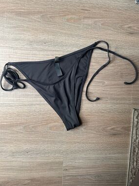 SKIMS Gray Seamless Brief